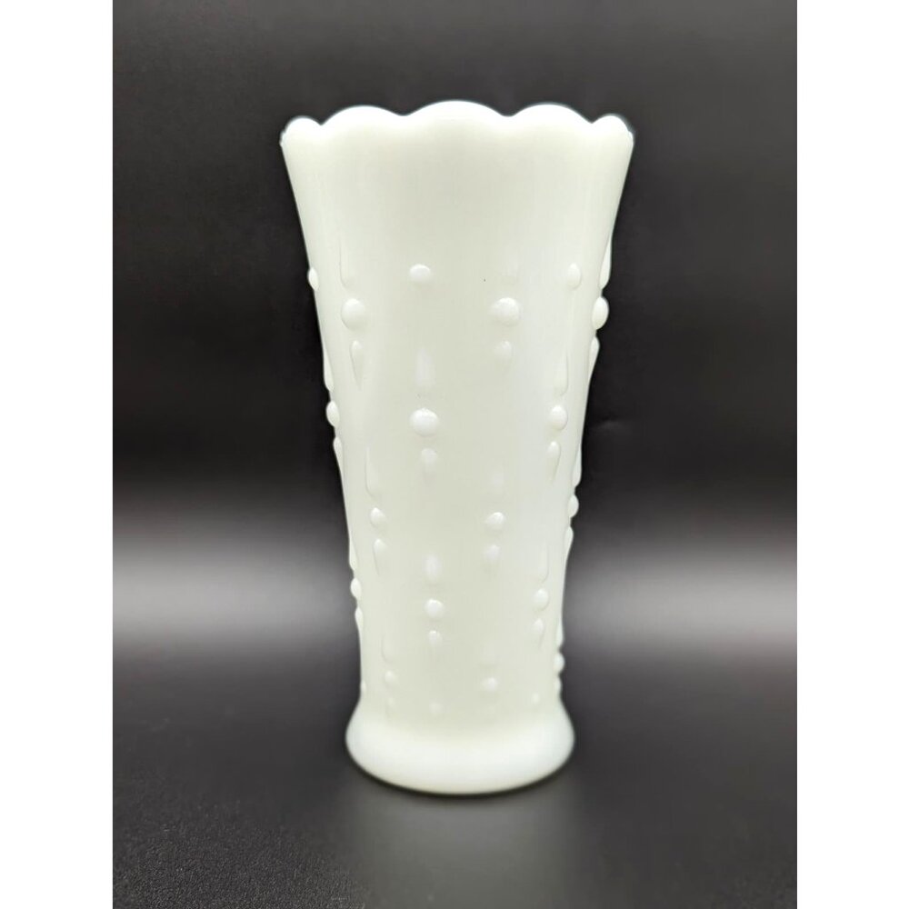 Vintage 1960's Anchor Hocking Milk Glass Vase | Teardrop and Pearl | White Decor